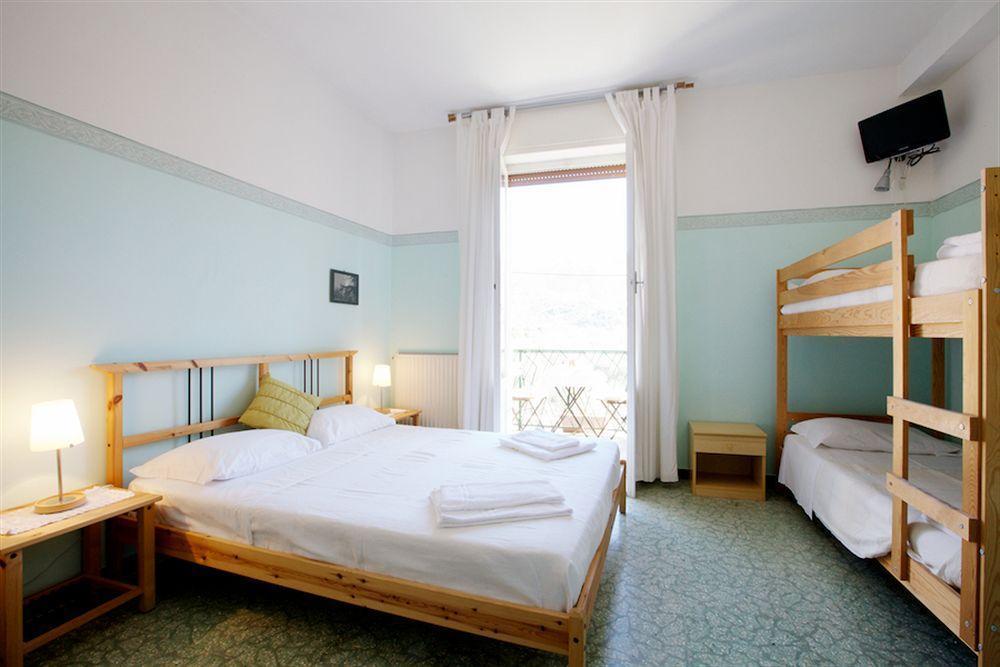 B&B La Perla Blu Леванто Екстериор снимка