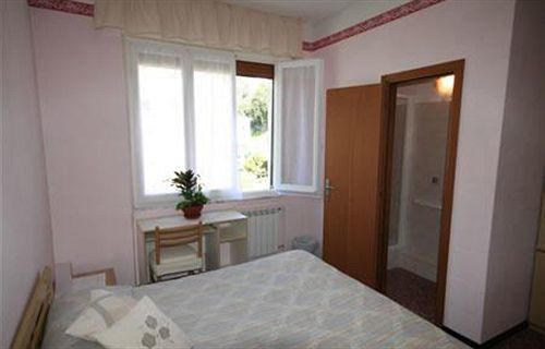 B&B La Perla Blu Леванто Екстериор снимка